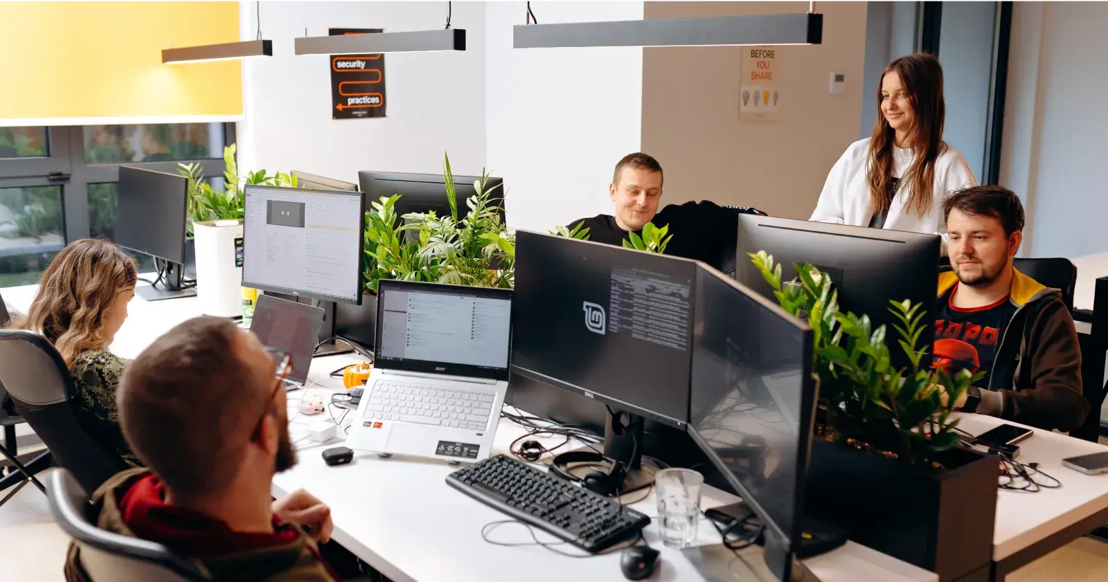 фотографії команди Yalantis