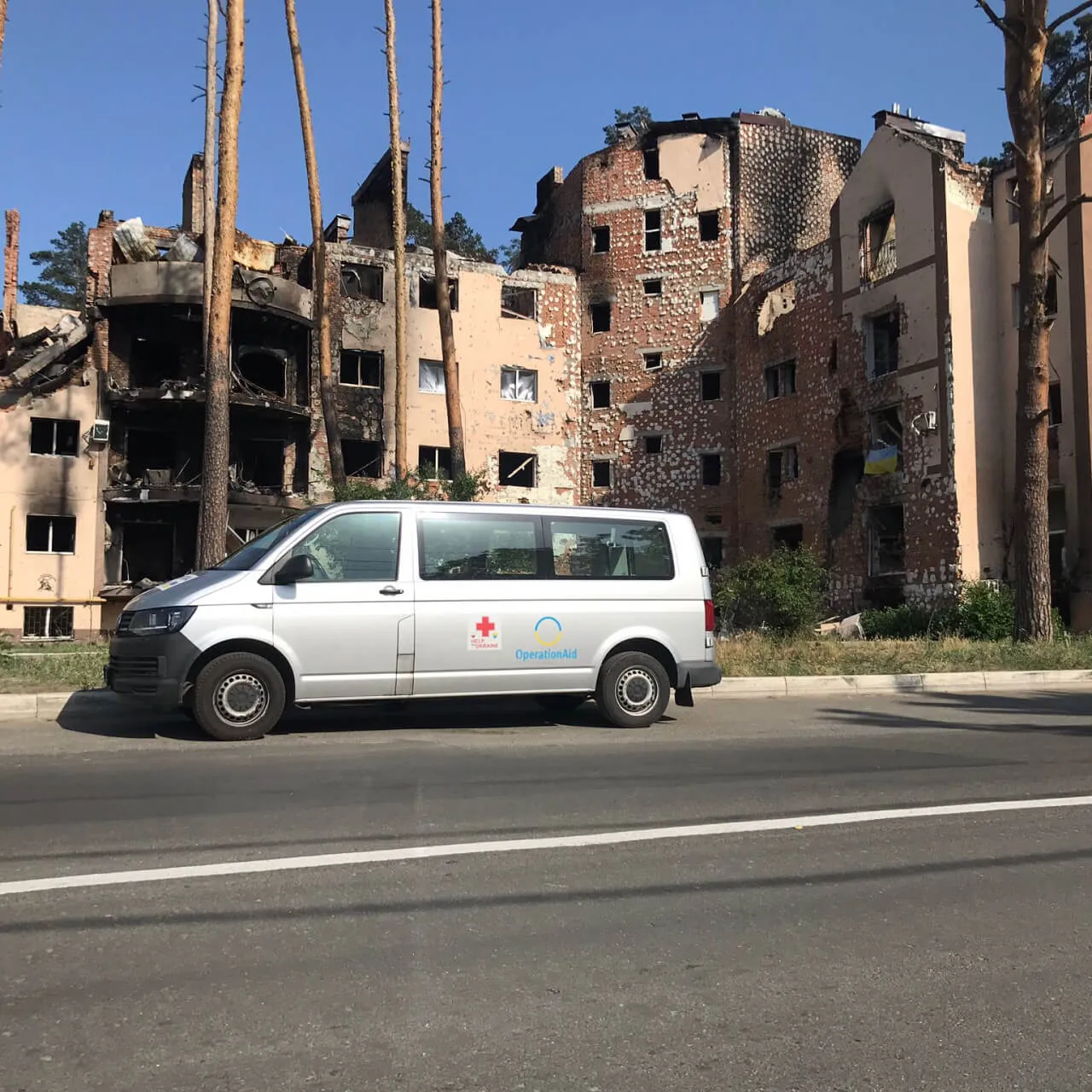 автомобіль