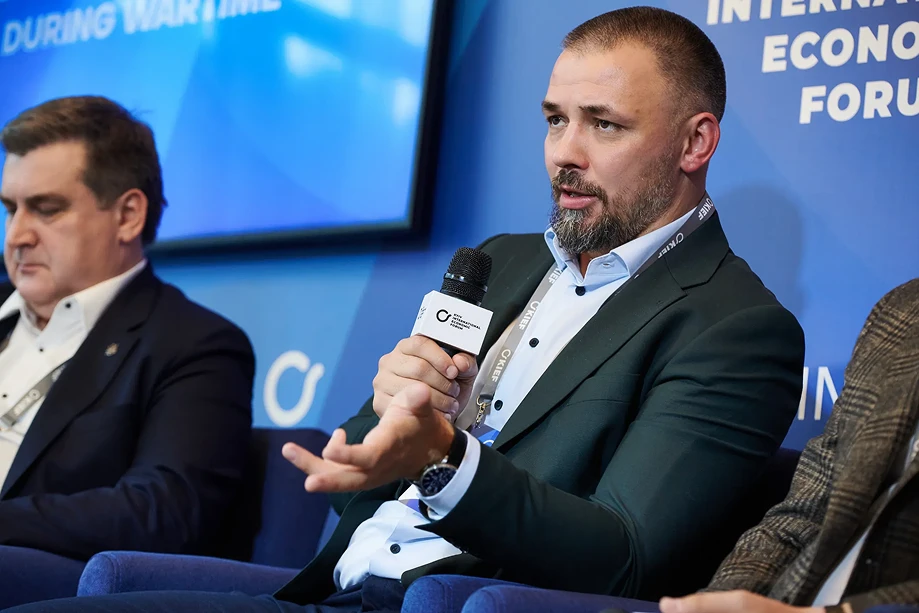 дмитро зозуля
